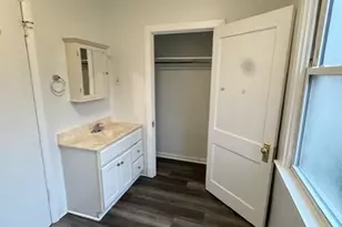 527 Halsey Ave, Pittsburgh, PA 15221 - Photo 9