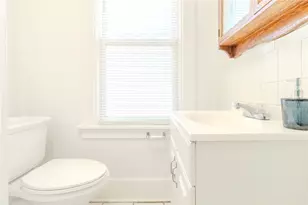 121 Sumner Ave, Pittsburgh, PA 15221 - Photo 11