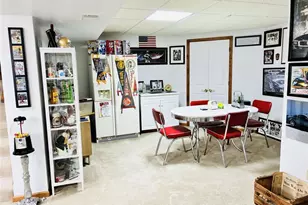 11091 Belaire Dr, North Huntingdon, PA 15642 - Photo 43