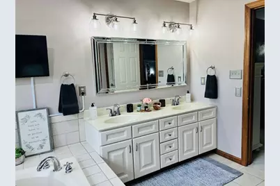 11091 Belaire Dr, North Huntingdon, PA 15642 - Photo 31