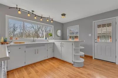 2893 Brodhead Rd, Hopewell Township, PA 15001 - Photo 15