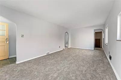 569 Loretto Road, Pittsburgh, PA 15217 - Photo 5