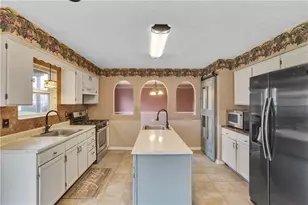 537 Jackson Dr, Washington Township, PA 15613 - Photo 13