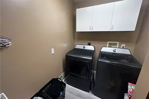 22 Dawn Dr, White Township, PA 15701 - Photo 9