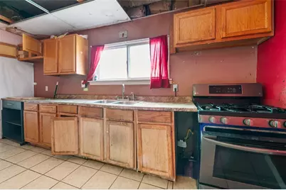 303 Agnew Rd, Jeannette, PA 15644 - Photo 9