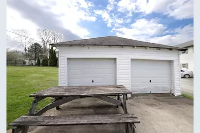303 Agnew Rd, Jeannette, PA 15644 - Photo 27