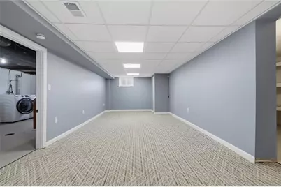 409 Victoria St, West Mifflin, PA 15122 - Photo 35