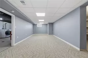 409 Victoria St, West Mifflin, PA 15122 - Photo 35