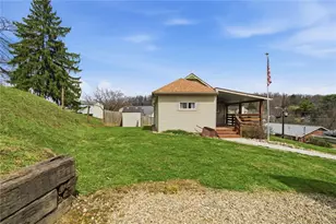 409 Victoria St, West Mifflin, PA 15122 - Photo 41