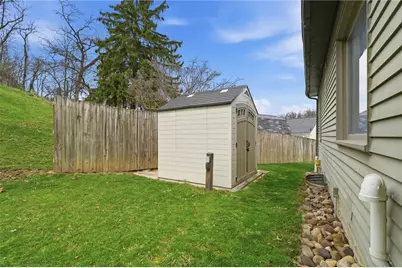 409 Victoria St, West Mifflin, PA 15122 - Photo 39