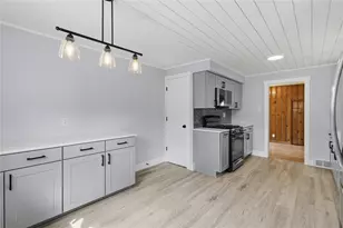 409 Victoria St, West Mifflin, PA 15122 - Photo 9