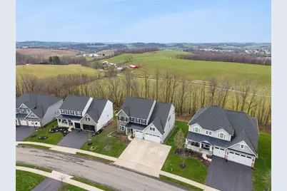 4018 Overview Dr, Cecil, PA 15317 - Photo 41