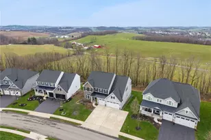 4018 Overview Dr, Cecil, PA 15317 - Photo 41