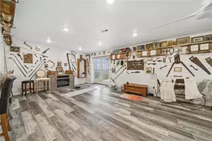 4018 Overview Dr, Cecil, PA 15317 - Photo 39