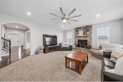 4018 Overview Dr, Cecil, PA 15317 - Photo 13