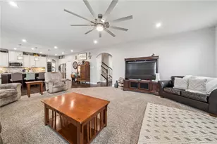 4018 Overview Dr, Cecil, PA 15317 - Photo 11