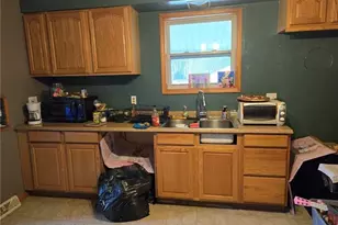 104 Forrest St, Petrolia, PA 16050 - Photo 5