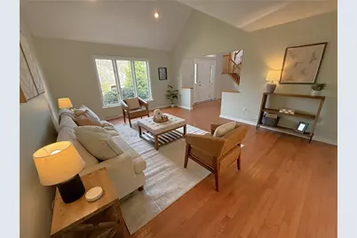 5542 Saddlebrook Dr, Bethel Park, PA 15102 - Photo 5