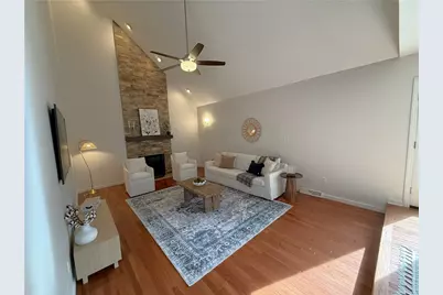 5542 Saddlebrook Dr, Bethel Park, PA 15102 - Photo 17