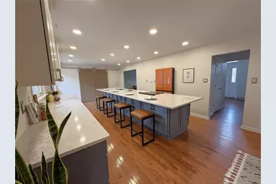 5542 Saddlebrook Dr, Bethel Park, PA 15102 - Photo 11