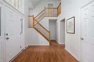 5542 Saddlebrook Dr, Bethel Park, PA 15102 - Photo 5