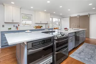 5542 Saddlebrook Dr, Bethel Park, PA 15102 - Photo 13