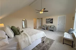 5542 Saddlebrook Dr, Bethel Park, PA 15102 - Photo 23