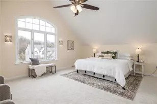 5542 Saddlebrook Dr, Bethel Park, PA 15102 - Photo 21