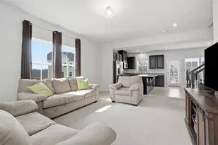 200 Olivia Way, Ross Twp, PA 15237 - Photo 11