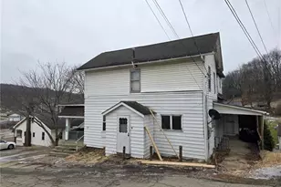 104 Forrest St, Petrolia, PA 16050 - Photo 3