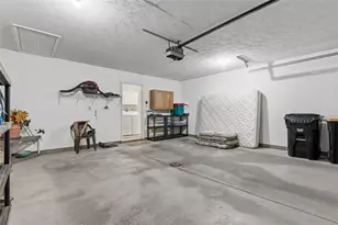 380 Allandale Dr, Bethel Park, PA 15102 - Photo 31