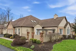 135 Linden Ct, Seven Fields Boro, PA 16046 - Photo 1