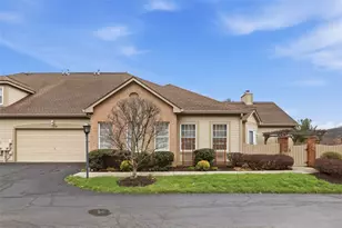135 Linden Ct, Seven Fields Boro, PA 16046 - Photo 3