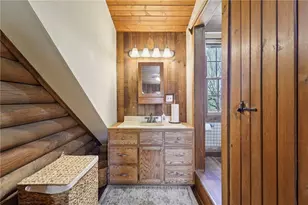 124 Harriet Dr, Lower Burrell, PA 15068 - Photo 25