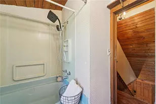 124 Harriet Dr, Lower Burrell, PA 15068 - Photo 23