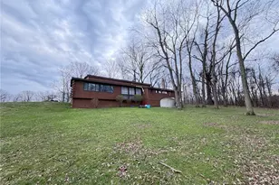 189 Seal Rd, Somerset Twp, PA 15330 - Photo 5