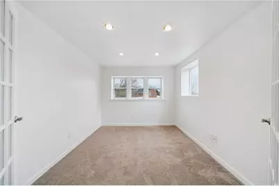 617 Elm Dr, Pittsburgh, PA 15147 - Photo 5