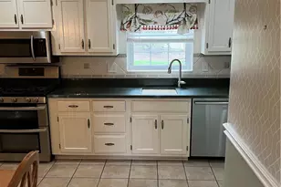 1109 Lomond Dr, Pittsburgh, PA 15235 - Photo 11