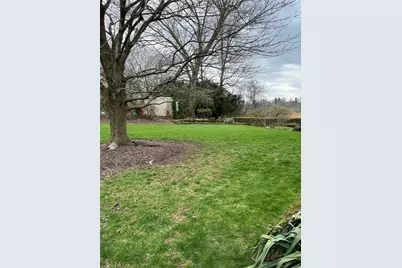 1109 Lomond Dr, Pittsburgh, PA 15235 - Photo 35