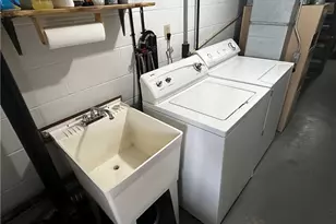 4823 Lucerne Rd, White Township, PA 15701 - Photo 11