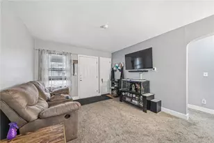 1109 St. Clair St, Derry Township, PA 15650 - Photo 5