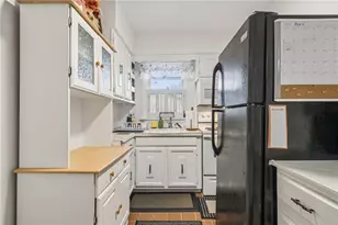 1109 St. Clair St, Derry Township, PA 15650 - Photo 11