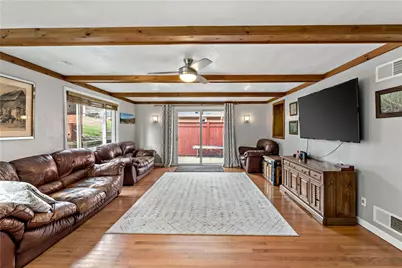 5318 Spring Valley Dr, Pittsburgh, PA 15236 - Photo 13