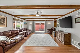 5318 Spring Valley Dr, Pittsburgh, PA 15236 - Photo 13