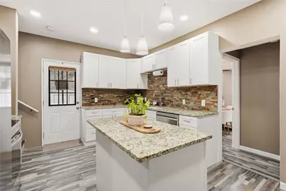 1629 Streets Run Road, Pittsburgh, PA 15236 - Photo 9