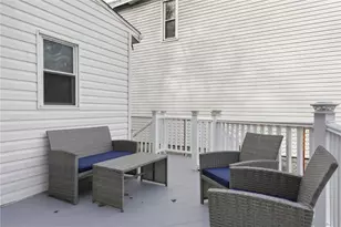 1629 Streets Run Rd, Pittsburgh, PA 15236 - Photo 3