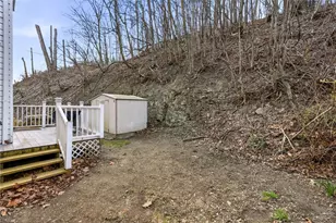 1629 Streets Run Rd, Pittsburgh, PA 15236 - Photo 33