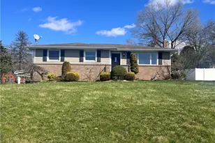 911 Richview Dr, Union Township, PA 16101 - Photo 1