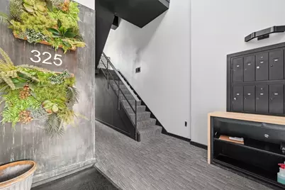 325 S Highland Ave #205, Pittsburgh, PA 15206 - Photo 3