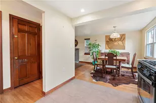 1425 Junior Dr, Pittsburgh, PA 15227 - Photo 9